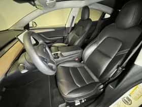 Tesla Model 3 (2021) thumbnail 21