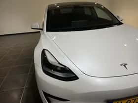 Tesla Model 3 (2021) thumbnail 6
