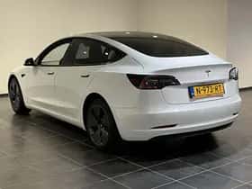 Tesla Model 3 (2021) thumbnail 7