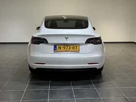 Tesla Model 3 (2021) thumbnail 8