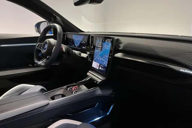 Alpine A390 (2026) thumbnail 3