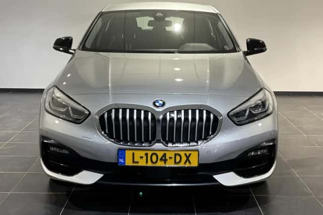 BMW 1-Serie (2021) thumbnail 2