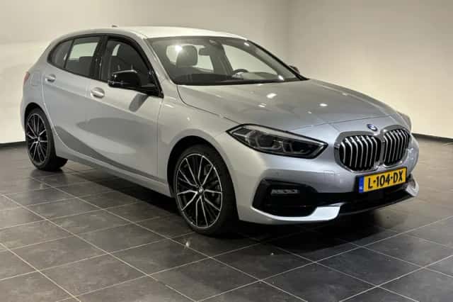 BMW 1-Serie (2021) thumbnail 3