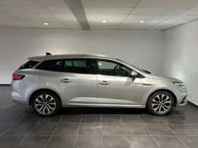 Renault Mégane (2023) thumbnail 16