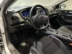 Renault Mégane (2023) thumbnail 23