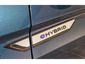 Volkswagen Tiguan (2022) thumbnail 24