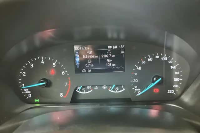 Ford Fiesta (2021) thumbnail 4