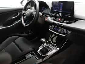 Hyundai i30 (2024) thumbnail 3