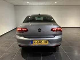 Volkswagen Passat (2021) thumbnail 17