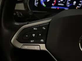 Volkswagen Passat (2021) thumbnail 19