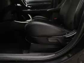Mitsubishi Outlander (2019) thumbnail 26