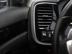 Mitsubishi Outlander (2019) thumbnail 28