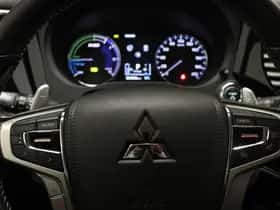 Mitsubishi Outlander (2019) thumbnail 31
