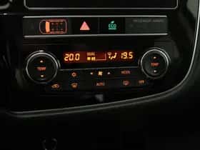 Mitsubishi Outlander (2019) thumbnail 36