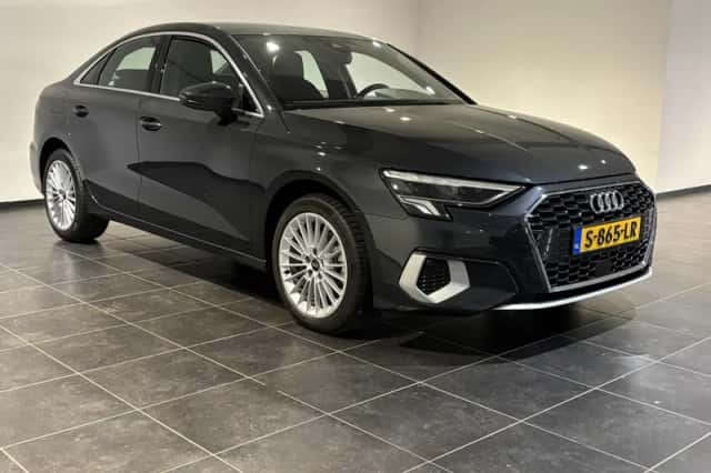 Audi A3 (2023) thumbnail 5