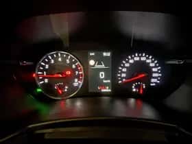Suzuki Swift (2025) thumbnail 4