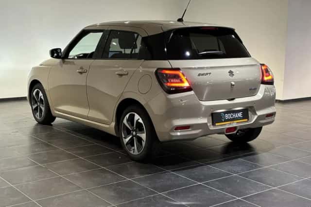 Suzuki Swift (2025) thumbnail 6