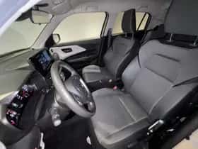 Suzuki Swift (2025) thumbnail 7