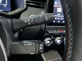 Renault Clio (2024) thumbnail 27