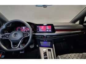 Volkswagen Golf (2022) thumbnail 3