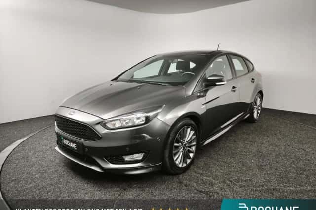 Ford Focus (2018) thumbnail 1