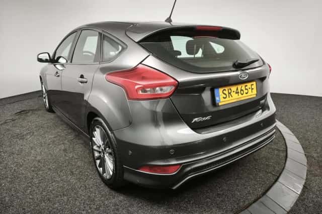 Ford Focus (2018) thumbnail 6