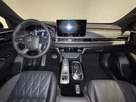 Mitsubishi Outlander (2026) thumbnail 15