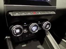 Mitsubishi Colt (2025) thumbnail 12