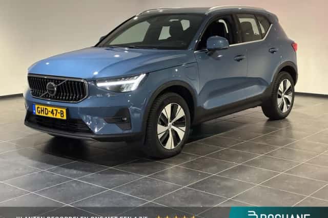 Volvo XC40 (2024) thumbnail 1