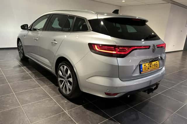 Renault Mégane (2023) thumbnail 6