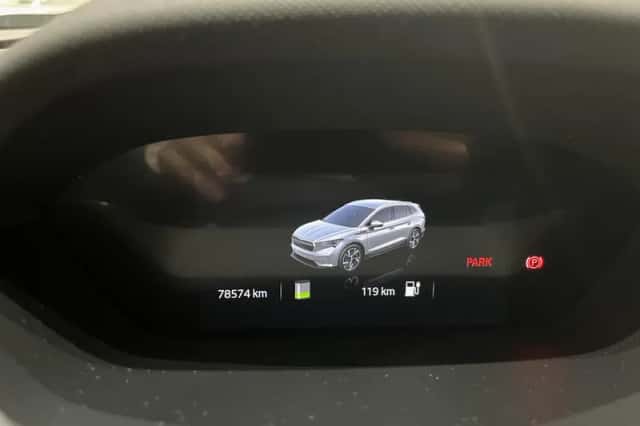 Škoda Enyaq (2022) thumbnail 4