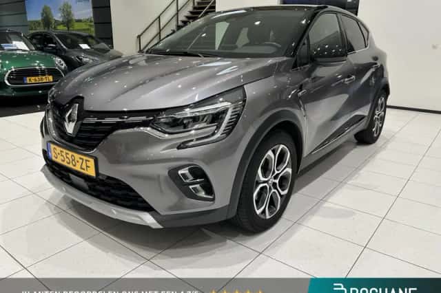 Renault Captur (2023) thumbnail 1