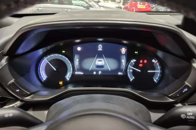 Mazda MX-30 (2020) thumbnail 3