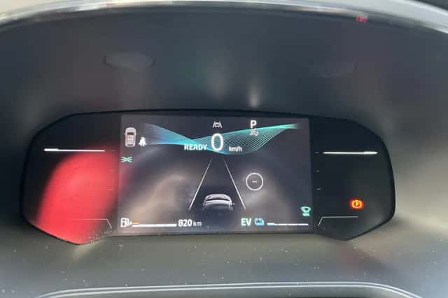 Mitsubishi Grandis (2026) thumbnail 4