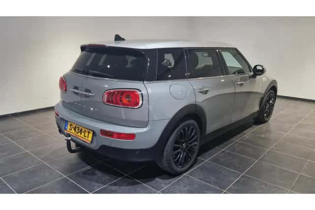 MINI Clubman (2019) thumbnail 2