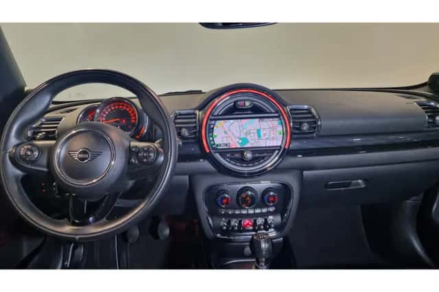 MINI Clubman (2019) thumbnail 3