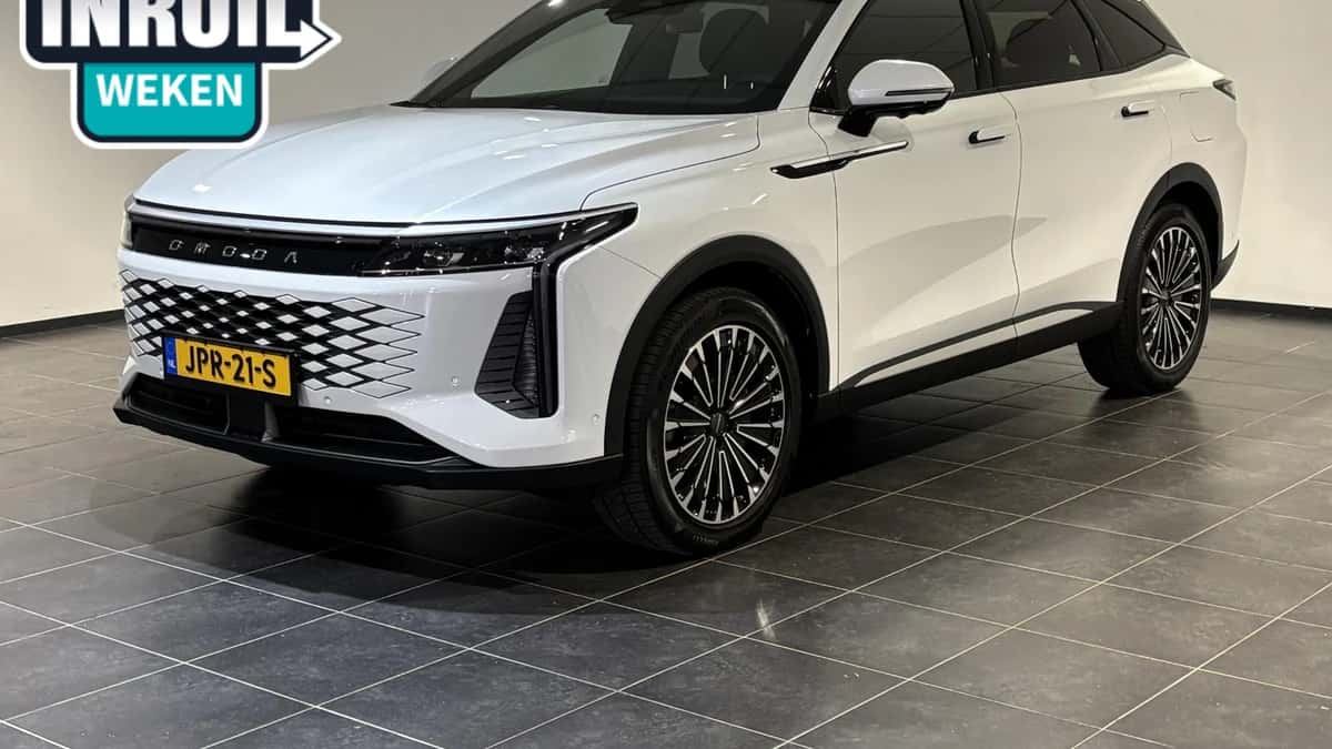 Omoda 9 SHS (2025) — foto 1