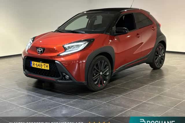 Toyota Aygo (2022) thumbnail 1