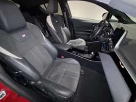 Toyota C-HR (2022) thumbnail 7