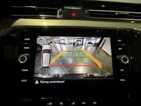 Volkswagen Passat (2023) thumbnail 12