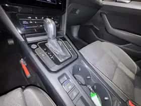 Volkswagen Passat (2023) thumbnail 21
