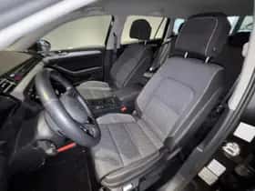 Volkswagen Passat (2023) thumbnail 26