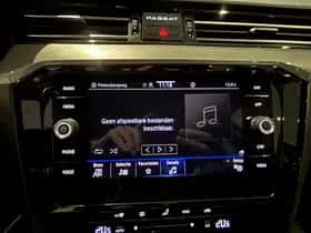 Volkswagen Passat (2023) thumbnail 29