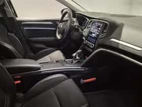 Renault Mégane (2023) thumbnail 24