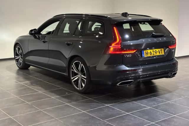 Volvo V60 (2020) thumbnail 6