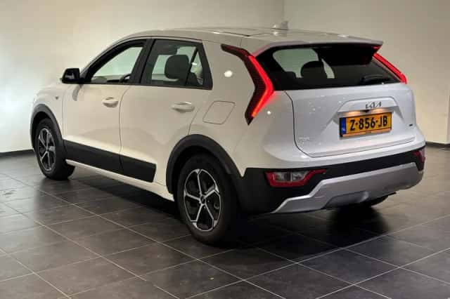 Kia Niro (2024) thumbnail 6
