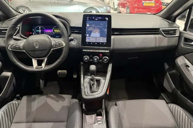 Renault Clio (2025) thumbnail 3