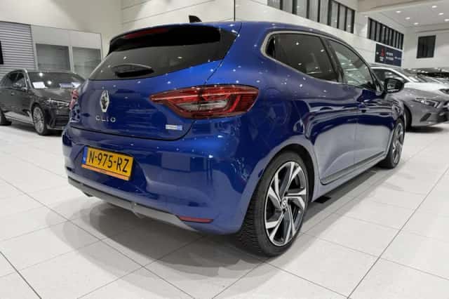 Renault Clio (2021) thumbnail 2