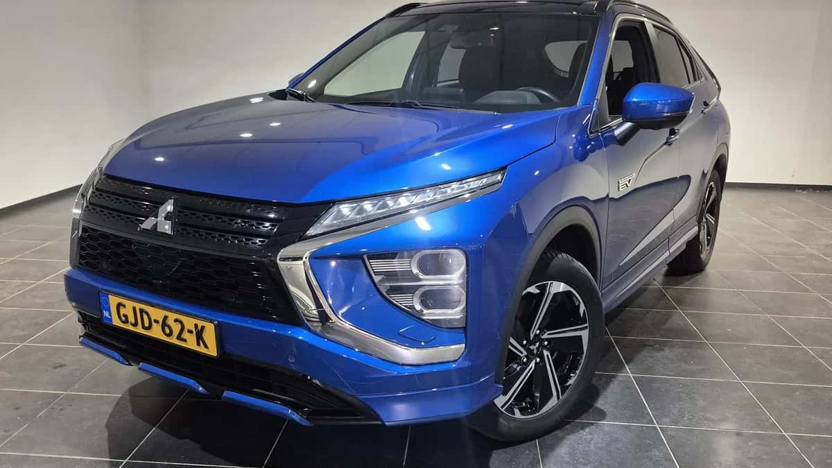 Mitsubishi Eclipse Cross (2021) — foto 1