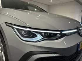 Volkswagen Golf (2023) thumbnail 24